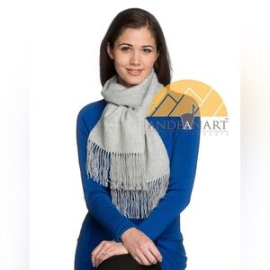 NWT ALPACA CAMARGO woven alpaca blend grey scarf